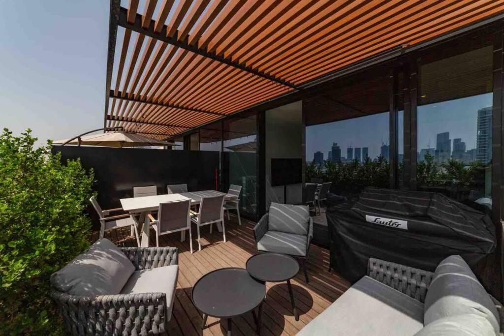 תל אביב Amazing Penthouse On Gordon Beach 8 Guests מראה חיצוני תמונה